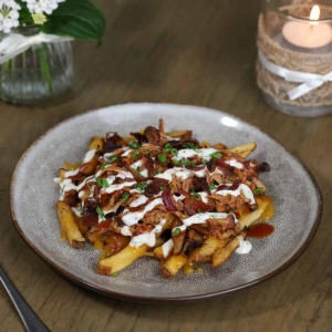 Pulled Pork Loaded Fries

풀드 포크 로디드 프라이
