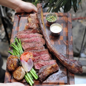 토마호크 리브아이 스테이크 ~1.3-1.8 kg