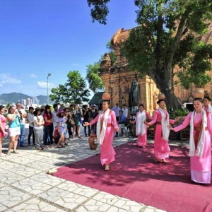 Ня창 관광 투어